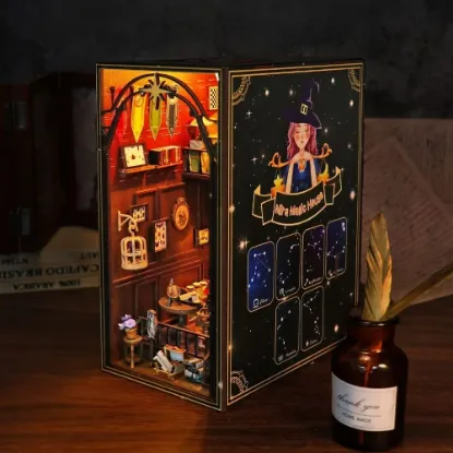 Immagine di Book Nook Maison Magique de mira